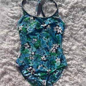 SPEEDO SWIMSUIT WOMENS SIZE 8